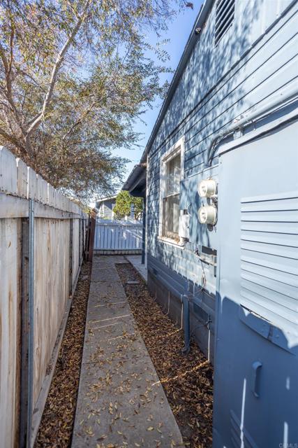 Detail Gallery Image 27 of 34 For 3653 55 37th St, San Diego,  CA 92105 - 3 Beds | 2 Baths