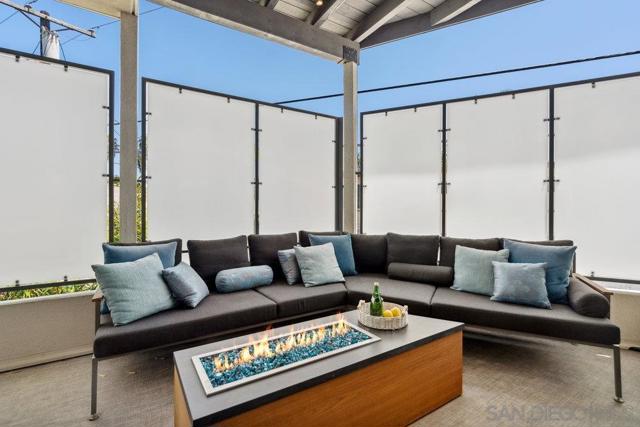 4161 Maryland St, San Diego CA: https://media.crmls.org/mediaz/aad072be-7442-439f-9f13-32e850fa19f7.jpg