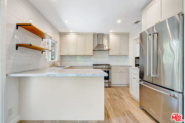4340 W 60th Street, Los Angeles CA: https://media.crmls.org/mediaz/aad158b1-8eb3-4fb1-b52b-76f414ffbd5c.jpg