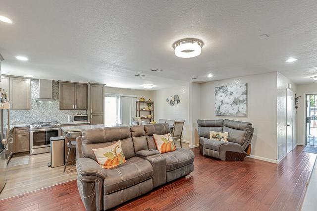 8180 Forest Street, Gilroy CA: https://media.crmls.org/mediaz/aad2772e-944d-40df-8723-5fb5a940ea4a.jpg