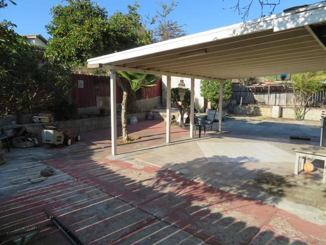 4021 Cherry Blossom Street, National City CA: https://media.crmls.org/mediaz/aad2d55c-fd5a-4dcc-ad65-0cfd2aca0e74.jpg