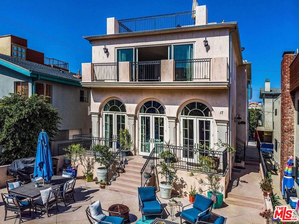 17 Privateer Street