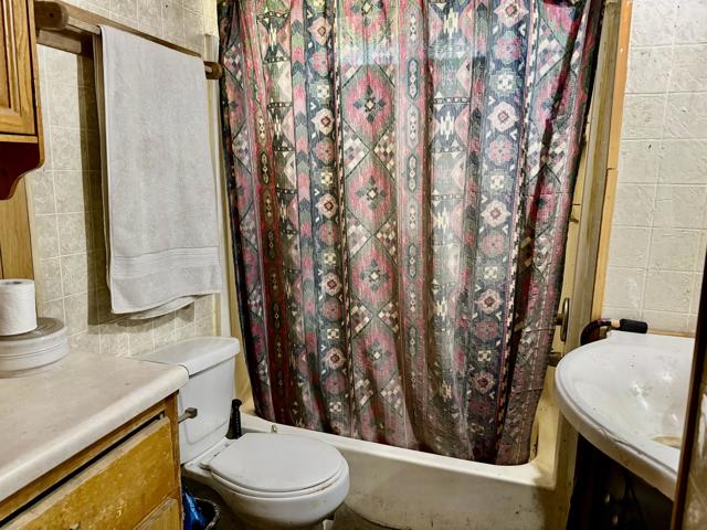 45860 Coyote Street, Banning CA: https://media.crmls.org/mediaz/aad62f92-ce39-411b-94b3-6b42e4be799a.jpg