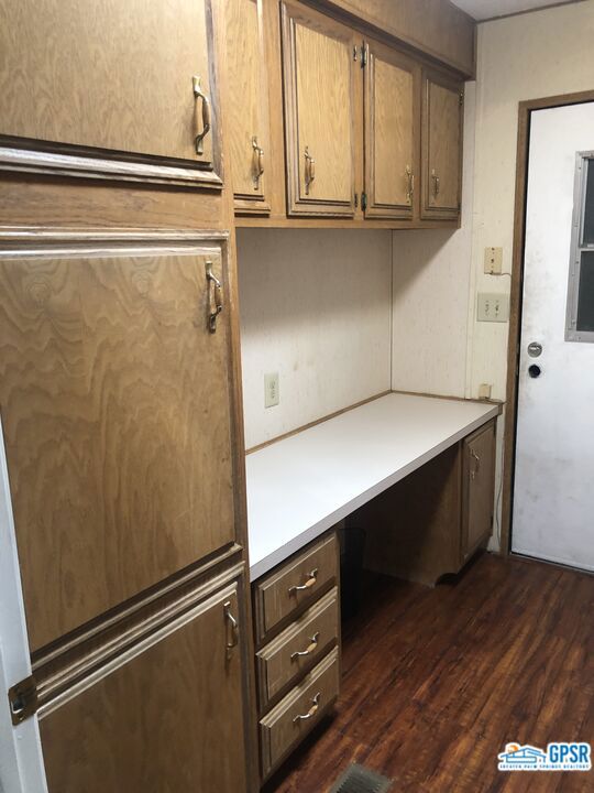 office/laundry room door to garage
