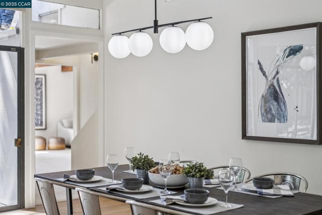 243 Santa Fe Dr, Walnut Creek CA: https://media.crmls.org/mediaz/aad65873-4dd5-480c-a58e-aca5138093dc.jpg