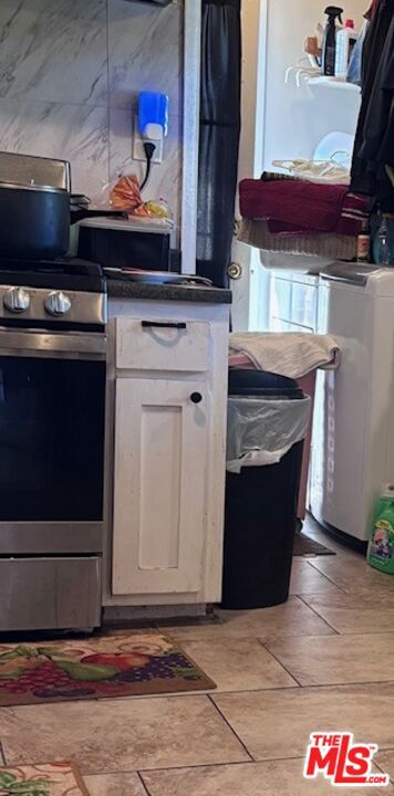 https://media.crmls.org/mediaz/aad6610b-6d73-4775-92a1-efc3d4cffb96.jpg?preset=X-Large