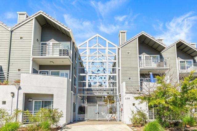 128 N El Camino Real, San Mateo CA: https://media.crmls.org/mediaz/aad785e9-4c60-4b98-b744-8edbea8cc4b8.jpg