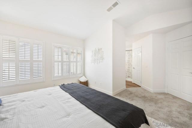 4087 Ivey Vista, Oceanside CA: https://media.crmls.org/mediaz/aad7d5c6-cd9e-42b4-ac1c-7db0a76893cd.jpg