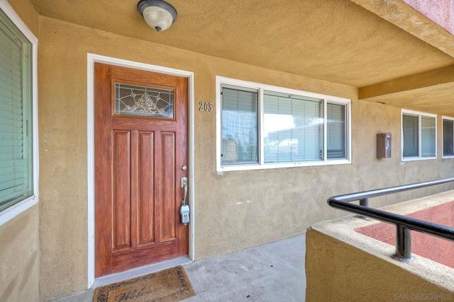 575 7Th St, Imperial Beach, California 91932, 3 Bedrooms Bedrooms, ,1 BathroomBathrooms,Condominium,For Sale,7Th St,240023003SD