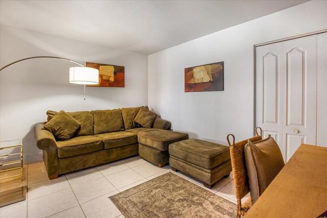 23 Pine Valley Drive, Rancho Mirage CA: https://media.crmls.org/mediaz/aad8bab3-76b2-4ea9-8cde-80142d6d38e9.jpg
