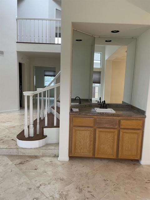 Detail Gallery Image 19 of 25 For 1778 Orchard Wood Lane, Encinitas,  CA 92024 - 6 Beds | 3 Baths