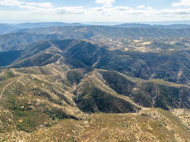 0 non-situs, Morgan Hill CA: https://media.crmls.org/mediaz/aad98970-9606-488f-bccf-7189e4b1b02c.jpg