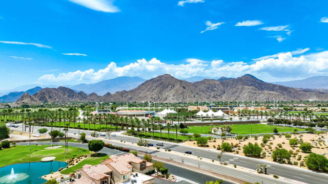 78087 Cobalt Court, La Quinta CA: https://media.crmls.org/mediaz/aad99a8d-6147-4e0c-be92-84f85de8aaa2.jpg