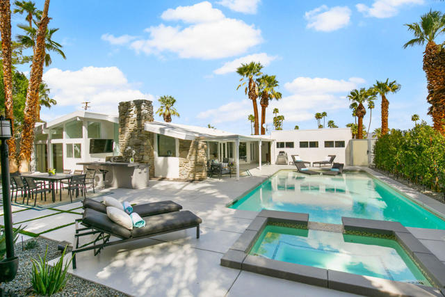 73265 Tamarisk Street, Palm Desert CA: https://media.crmls.org/mediaz/aada020f-f6c5-48ee-a55c-b7b071b91fbd.jpg