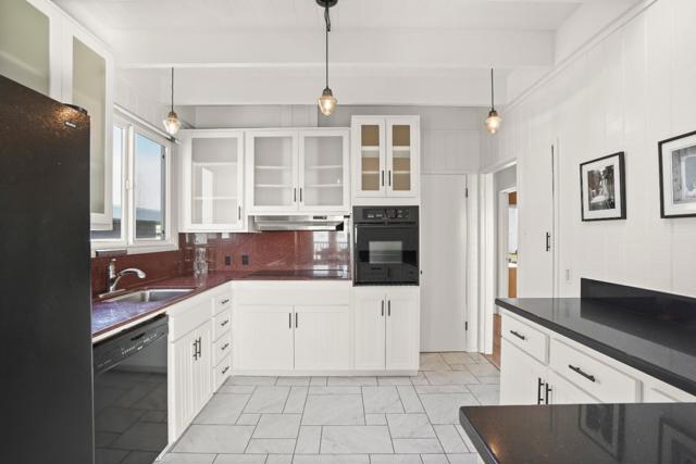 78 Seacliff Avenue, Daly City CA: https://media.crmls.org/mediaz/aada2d67-23a4-4156-ad14-9c15789838bf.jpg
