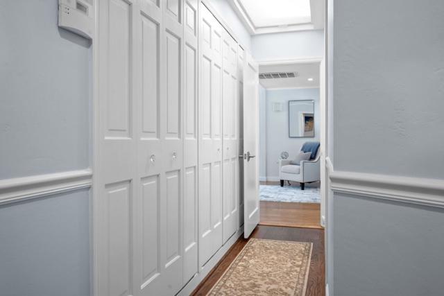 20 Sara Lane, Alamo CA: https://media.crmls.org/mediaz/aadcbbe6-1b5f-42ac-a797-e22d1ddfbb9a.jpg