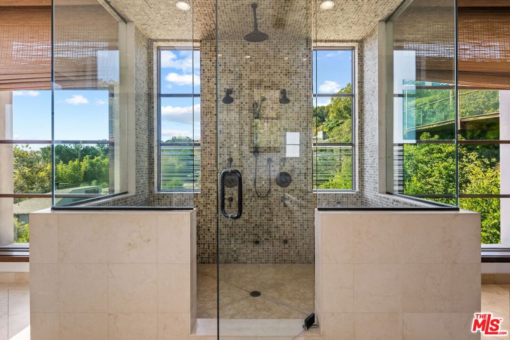 MLS #25625543 image #21