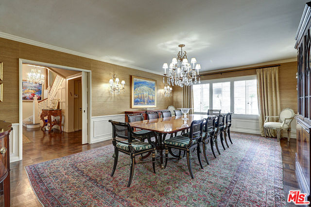 322 N June Street, Los Angeles CA: https://media.crmls.org/mediaz/aadda8a4-6199-45de-ab8e-481bae6918e9.jpg