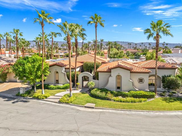 334 Crest Lake Drive, Palm Desert, CA 92211