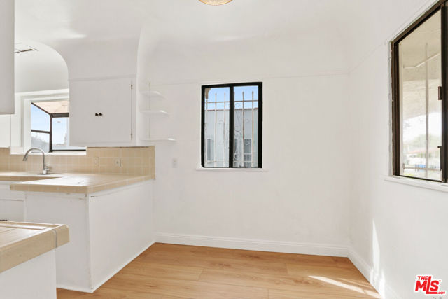 3722 Wellington Road, Los Angeles CA: https://media.crmls.org/mediaz/aade2d35-d32a-403d-9f0b-2611827cb155.jpg