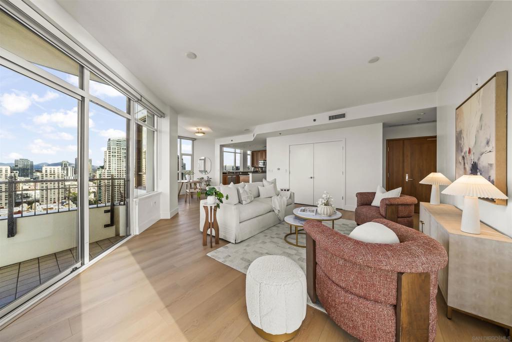 700 Harbor - photo 16