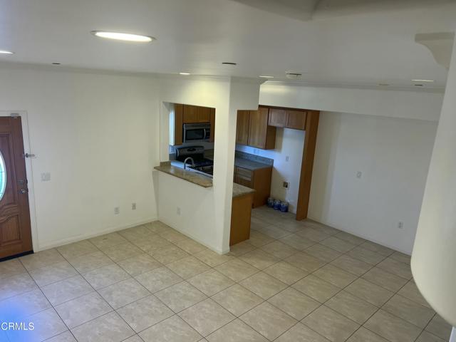 Detail Gallery Image 11 of 27 For 7225 Apperson St #103,  Tujunga,  CA 91042 - 3 Beds | 2/1 Baths
