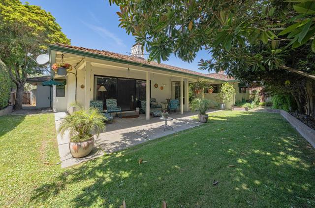 51 La Mirada Court, Salinas CA: https://media.crmls.org/mediaz/aadf40e5-9b7b-4fc5-8cc6-3c3e4d464cd2.jpg