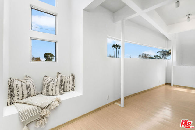 4730 Asteria Street, Torrance CA: https://media.crmls.org/mediaz/aae04db7-2614-40b2-865d-96bea3d07c8d.jpg