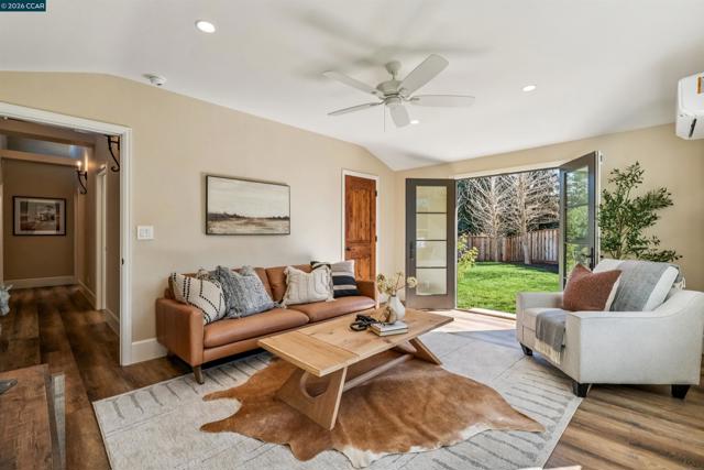 Image 41 of 54 For 850 Las Trampas Rd