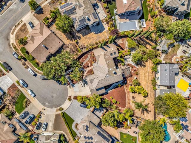 6252 Placid Court, San Jose CA: https://media.crmls.org/mediaz/aae2591d-fabc-4411-a1ef-c2b3af24ff99.jpg