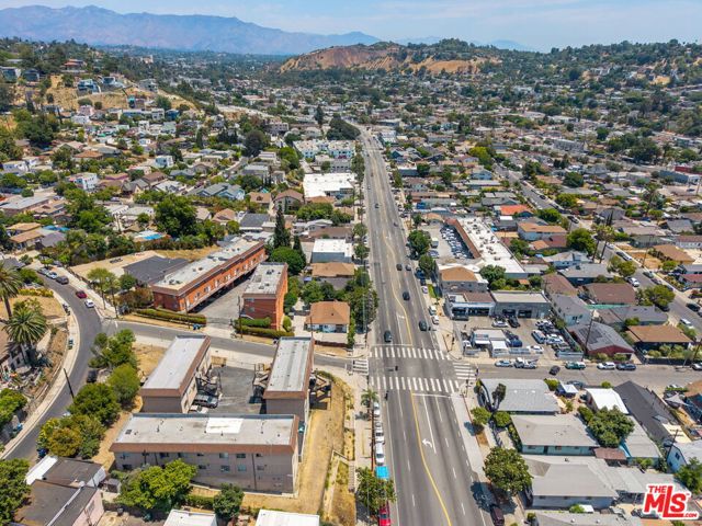 3501 N Figueroa Street, Los Angeles CA: https://media.crmls.org/mediaz/aae34724-58c5-4886-aa27-0838ebb5b701.jpg