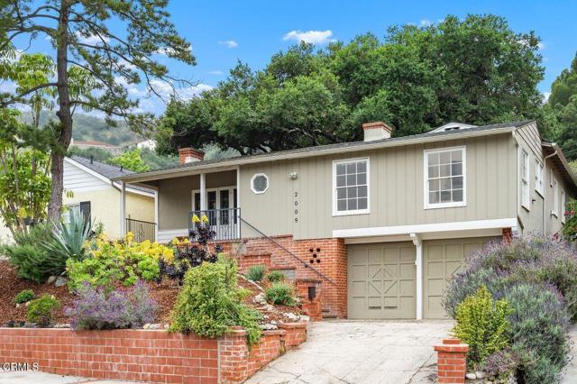 2009 Sierra Place, Glendale CA: https://media.crmls.org/mediaz/aae3d479-f7da-4262-801d-4ffdddeeff5f.jpg