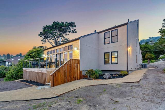 11 Yankee Point Drive, Carmel CA: https://media.crmls.org/mediaz/aae4029f-d535-4030-845a-0d65ab071919.jpg