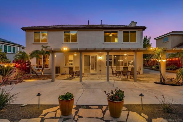 23860 Hollingsworth Dr, Murrieta CA: https://media.crmls.org/mediaz/aae48100-a9f3-4532-af64-b4081c0b0f17.jpg