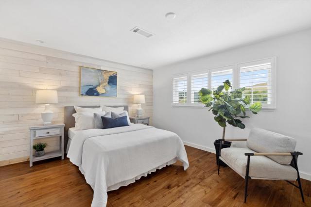 Image 21 of 47 For 6632 Catamaran Street