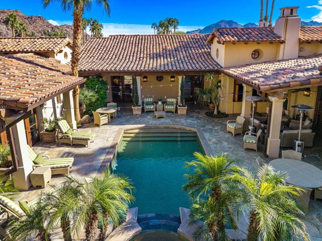 77205 Loma Vista, La Quinta CA: https://media.crmls.org/mediaz/aae7640c-1dee-4c4d-b4f6-dc0b63c288ca.jpg