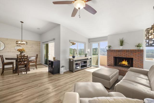 Detail Gallery Image 3 of 66 For 631 Concerto Glen, Escondido,  CA 92025 - 3 Beds | 2/1 Baths