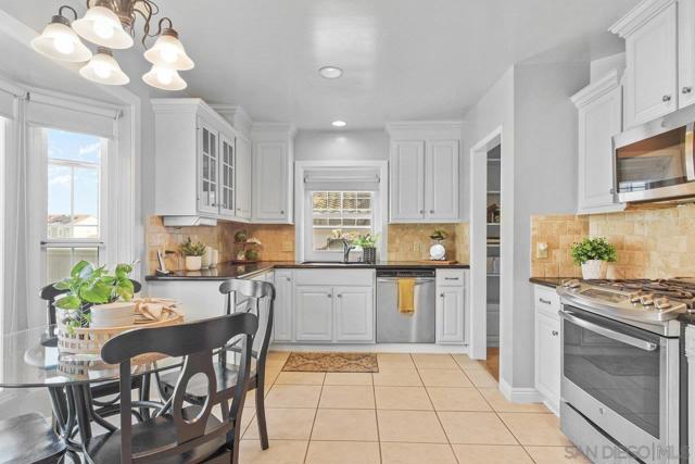 3033 Browning, San Diego CA: https://media.crmls.org/mediaz/aae83d9a-15c8-47de-9f09-d2b6fc474678.jpg