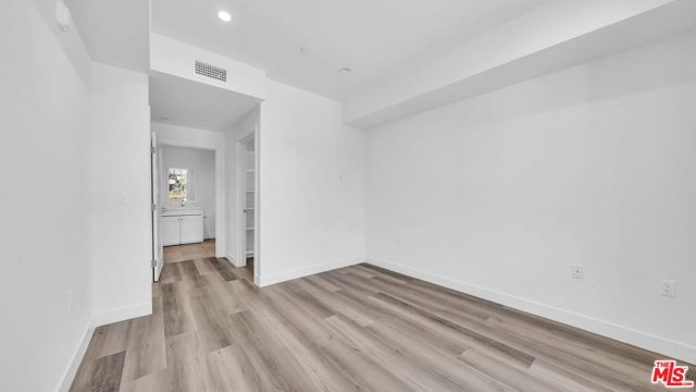 627 N Dillon Street, Los Angeles CA: https://media.crmls.org/mediaz/aae88900-5a8d-429e-ab98-afa81d7c5800.jpg