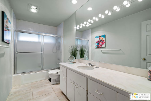 Image 42 of 66 For 2580 La Condesa Drive