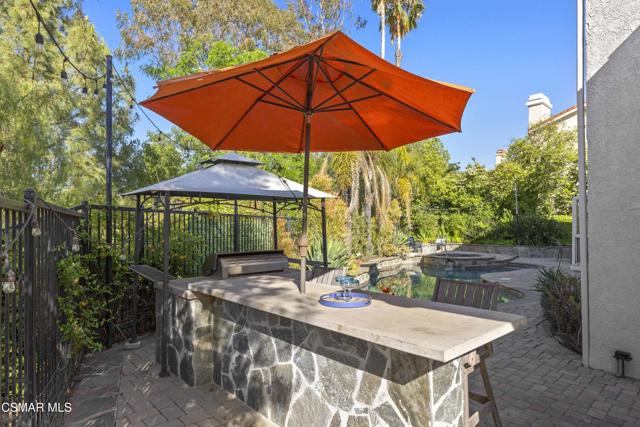 287 Golden Fern Court, Simi Valley CA: https://media.crmls.org/mediaz/aae9840b-5cc5-47f5-b8bb-4dfda65a6c41.jpg