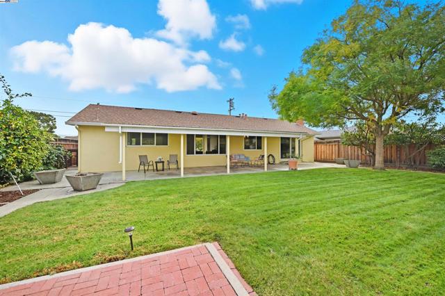 Image 39 of 41 For 5169 Lawler Ave