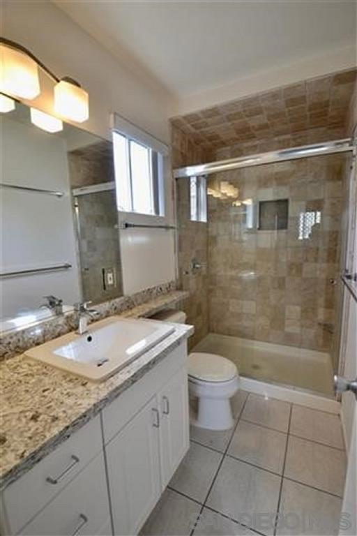 1112 1118 Thomas Avenue, San Diego CA: https://media.crmls.org/mediaz/aaea5125-933b-4ecf-aab3-9ece450a636a.jpg