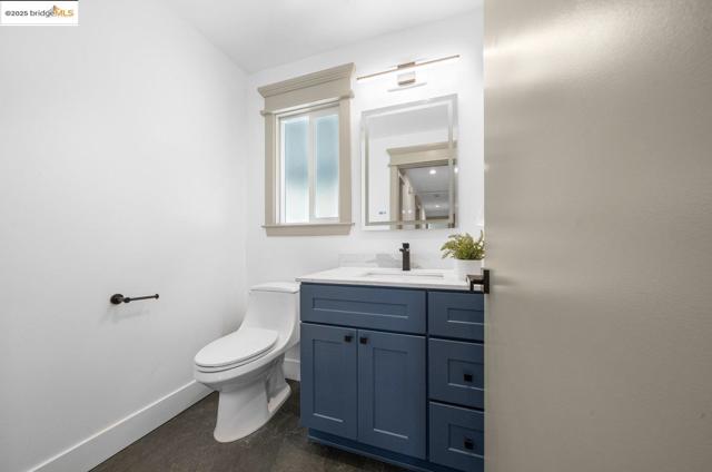 713 Midcrest Way, El Cerrito CA: https://media.crmls.org/mediaz/aaea7e73-6820-446c-a14a-3424aae912c2.jpg