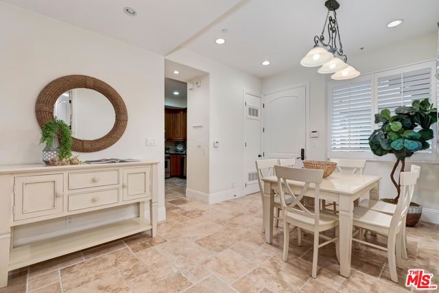 Drew Fenton | 16123 W SUNSET Boulevard Pacific Palisades CA | MLS: 7127198