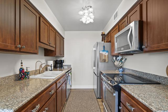 Image 17 of 25 For 1730 Avenida Del Mundo 402