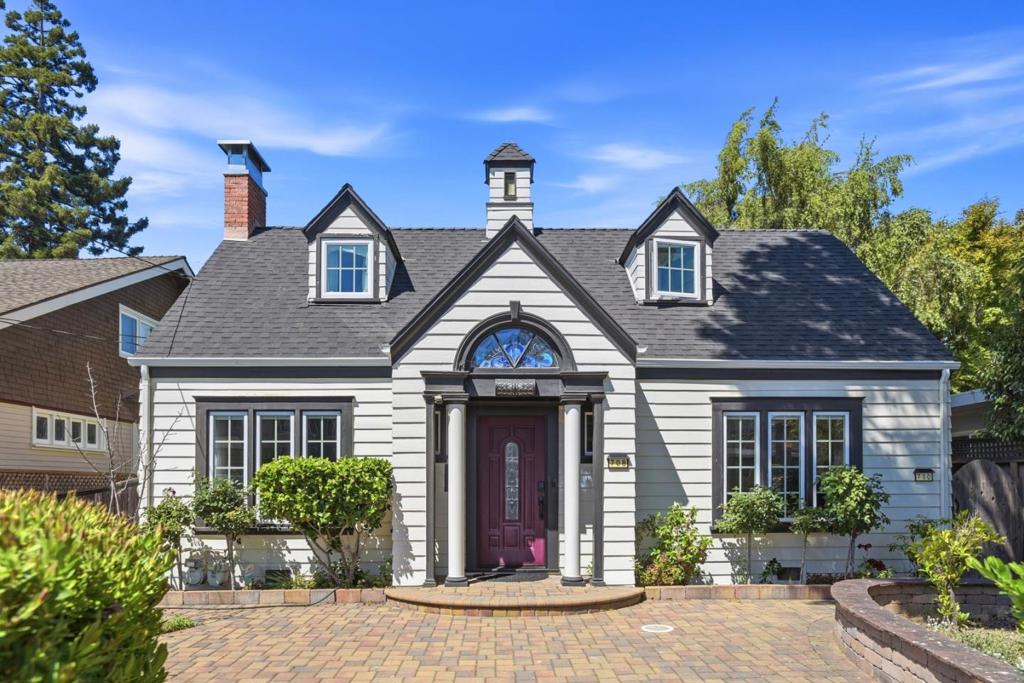 708 Crossway Road