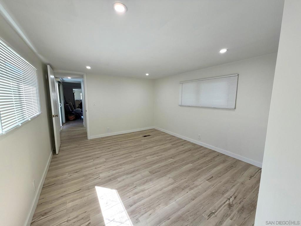 6460 Convoy Ct - photo 10