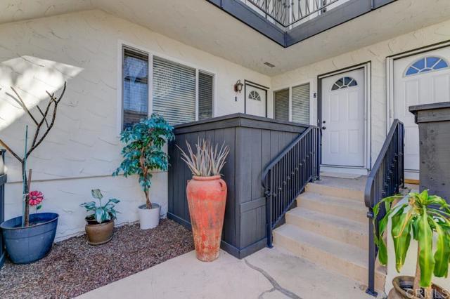3780 Swift Avenue, San Diego CA: https://media.crmls.org/mediaz/aaed2080-137f-4d46-b320-f0dd1bcfd49b.jpg