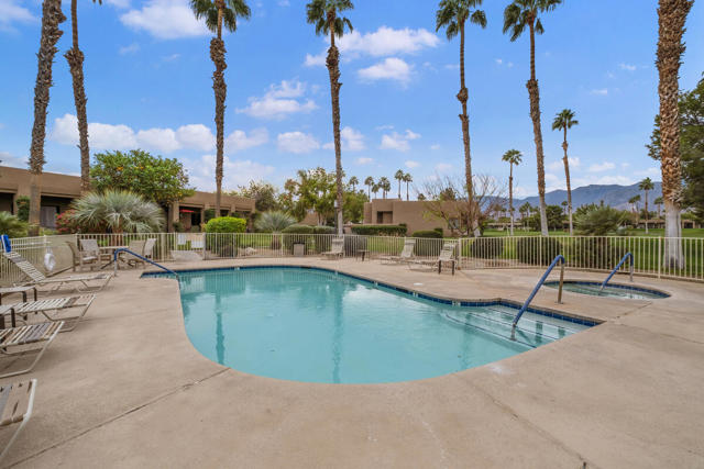 67837 N Portales Drive, Cathedral City CA: https://media.crmls.org/mediaz/aaed529e-5aec-46ba-b473-be560a751658.jpg